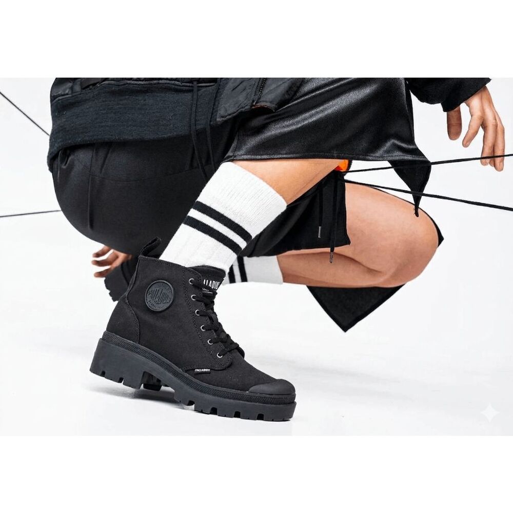 PALLADIUM Pallabase Twill Boot In Black/Black' Size 7